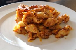 Conchiglie al ragù | Ristorante Olimpo - Brescia